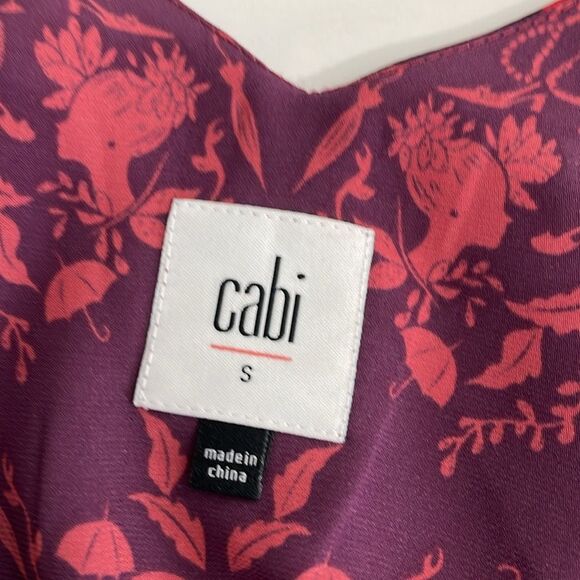 CAbi Women’s Small Top Sleeveless Scoop Neck Red Flutter Back Cameo Baroque - Picture 6 of 7